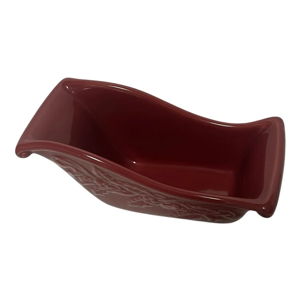 Longaberger Pottery Nature’s Garland Sleigh Dish in Paprika  Ceramic Bakeware